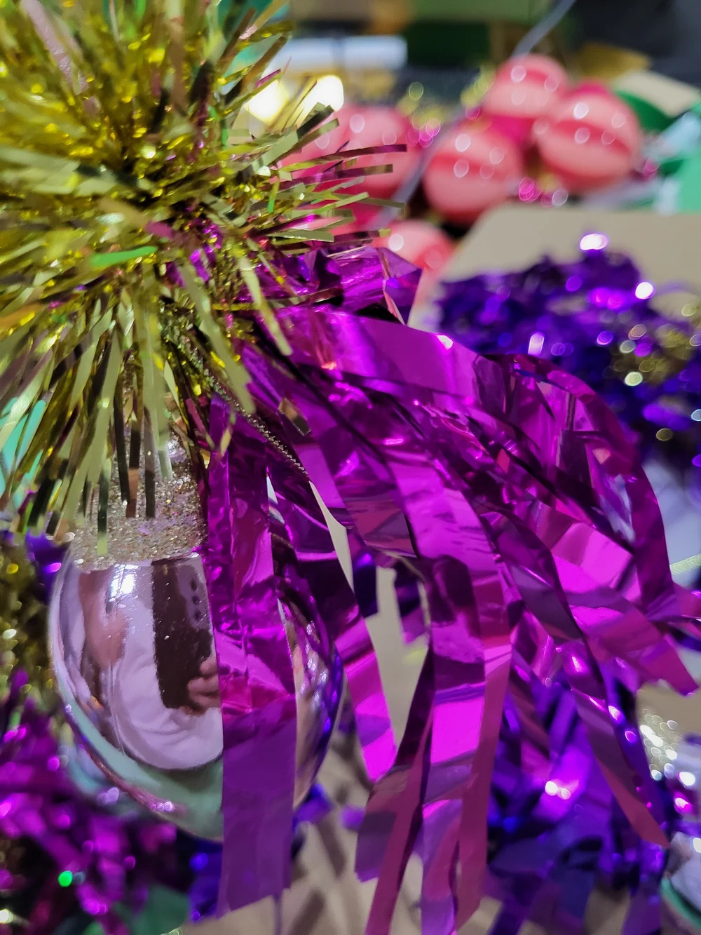 Ashland Pink and Gold Holiday Garland
